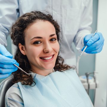 Tooth Extraction Guide: Pros, Cons, Side Effects, and After Care