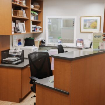 Front desk - Danbury Smiles